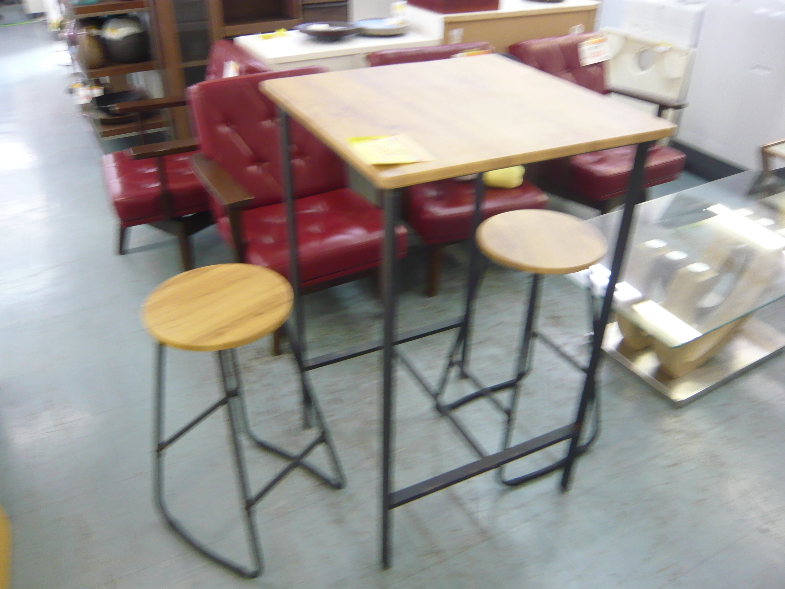 テーブルイスセット | 家具 | 取扱商品 | 生活館