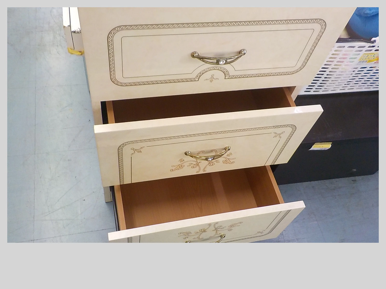 ID294505 チェスト イタリー製 | 家具 | 取扱商品 | 生活館